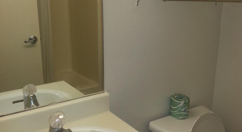 Intown Suites Extended Stay Houston Tx - Westchase Oda fotoğraf